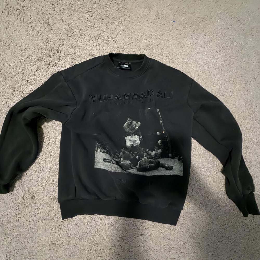 Black Muhammad Ali Graphic Sweater